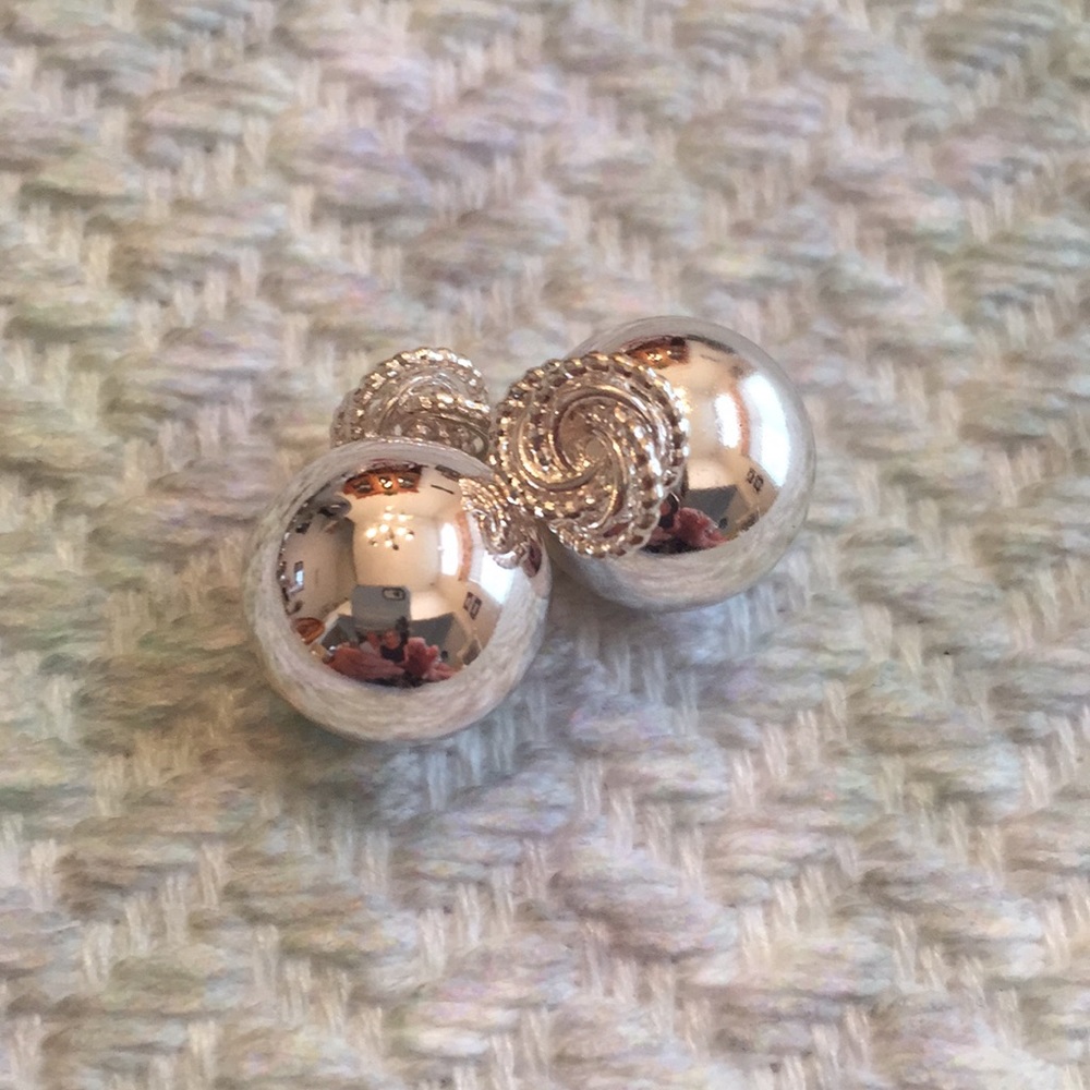Reversible earrings